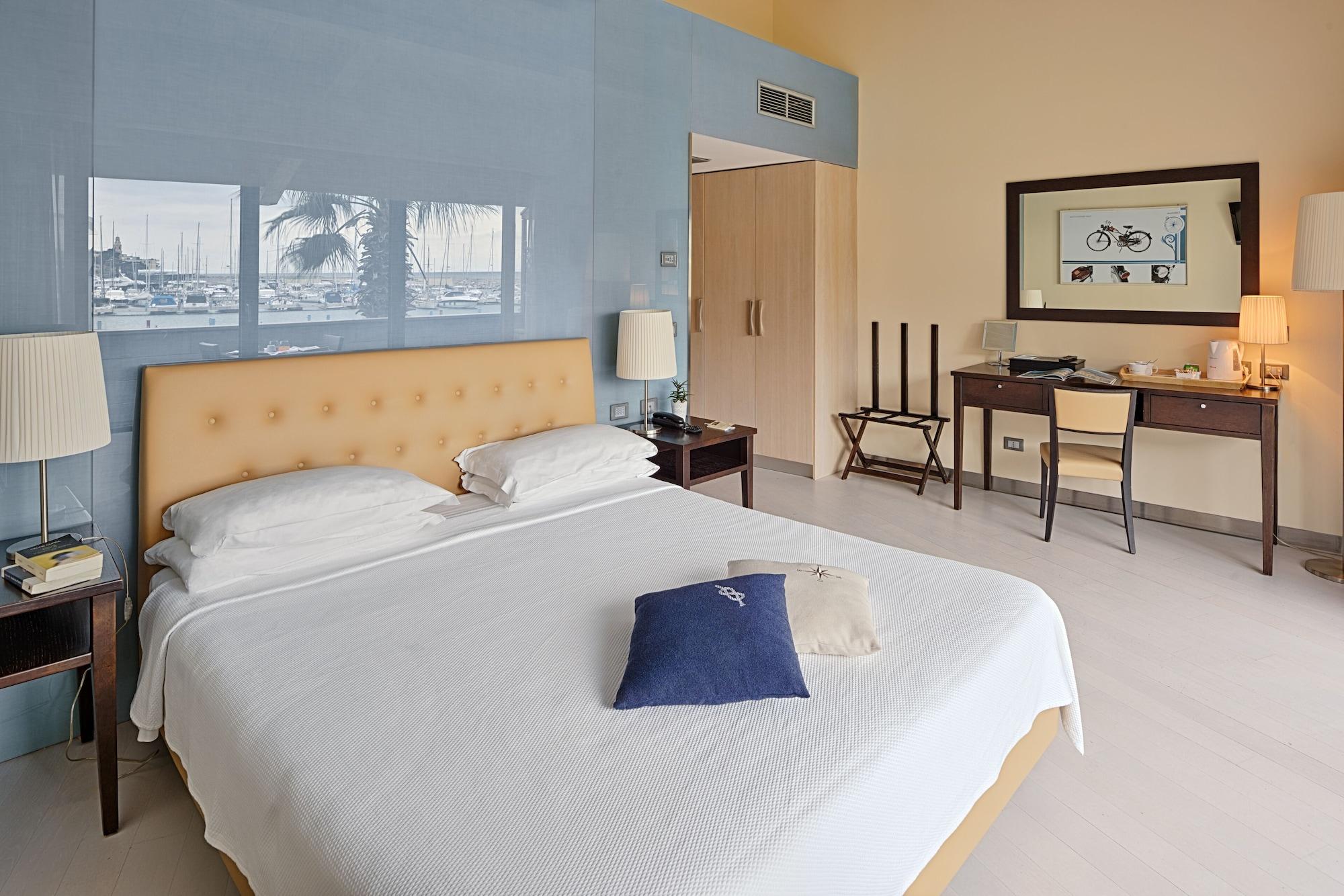 Hotel Riviera Dei Fiori سان لورينسو أل ماري المظهر الخارجي الصورة