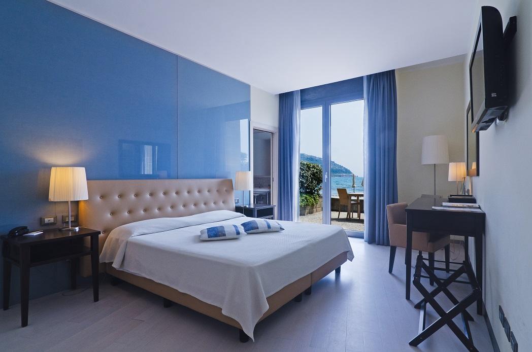 Hotel Riviera Dei Fiori سان لورينسو أل ماري المظهر الخارجي الصورة