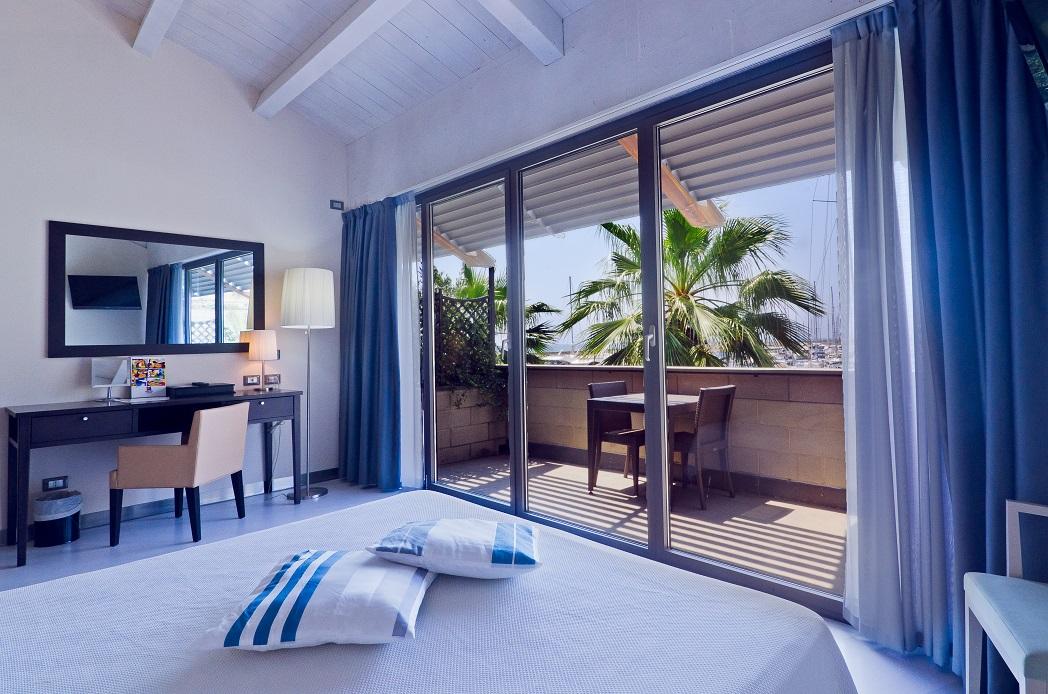 Hotel Riviera Dei Fiori سان لورينسو أل ماري المظهر الخارجي الصورة