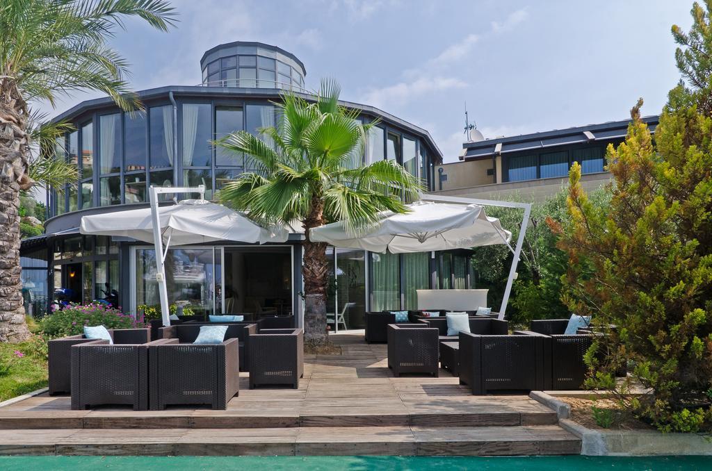 Hotel Riviera Dei Fiori سان لورينسو أل ماري المظهر الخارجي الصورة