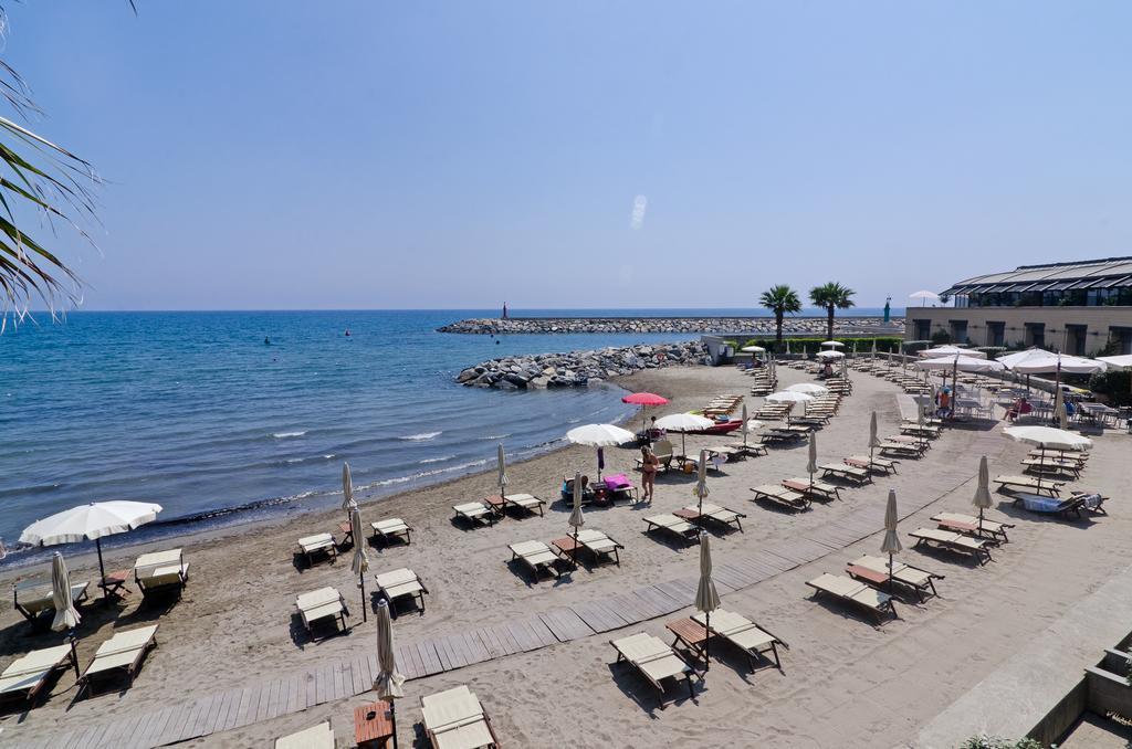 Hotel Riviera Dei Fiori سان لورينسو أل ماري المظهر الخارجي الصورة