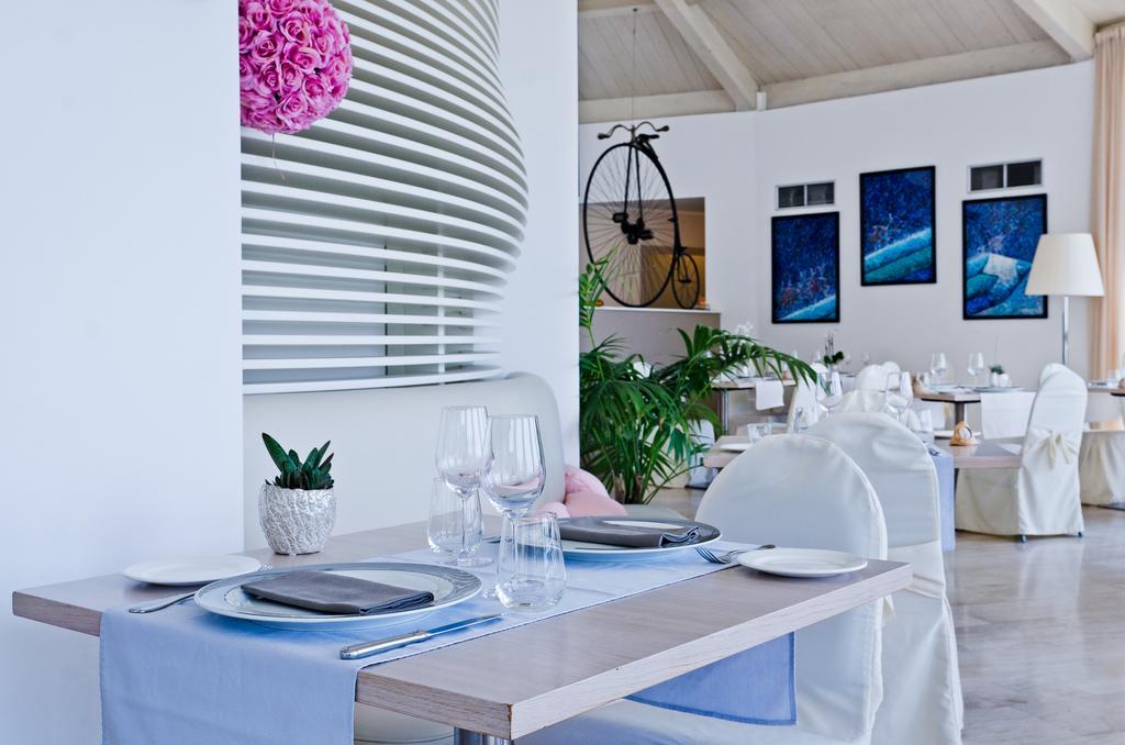 Hotel Riviera Dei Fiori سان لورينسو أل ماري المظهر الخارجي الصورة