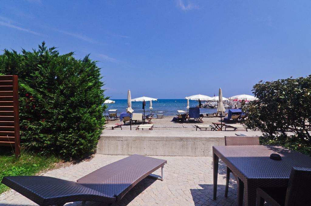 Hotel Riviera Dei Fiori سان لورينسو أل ماري المظهر الخارجي الصورة